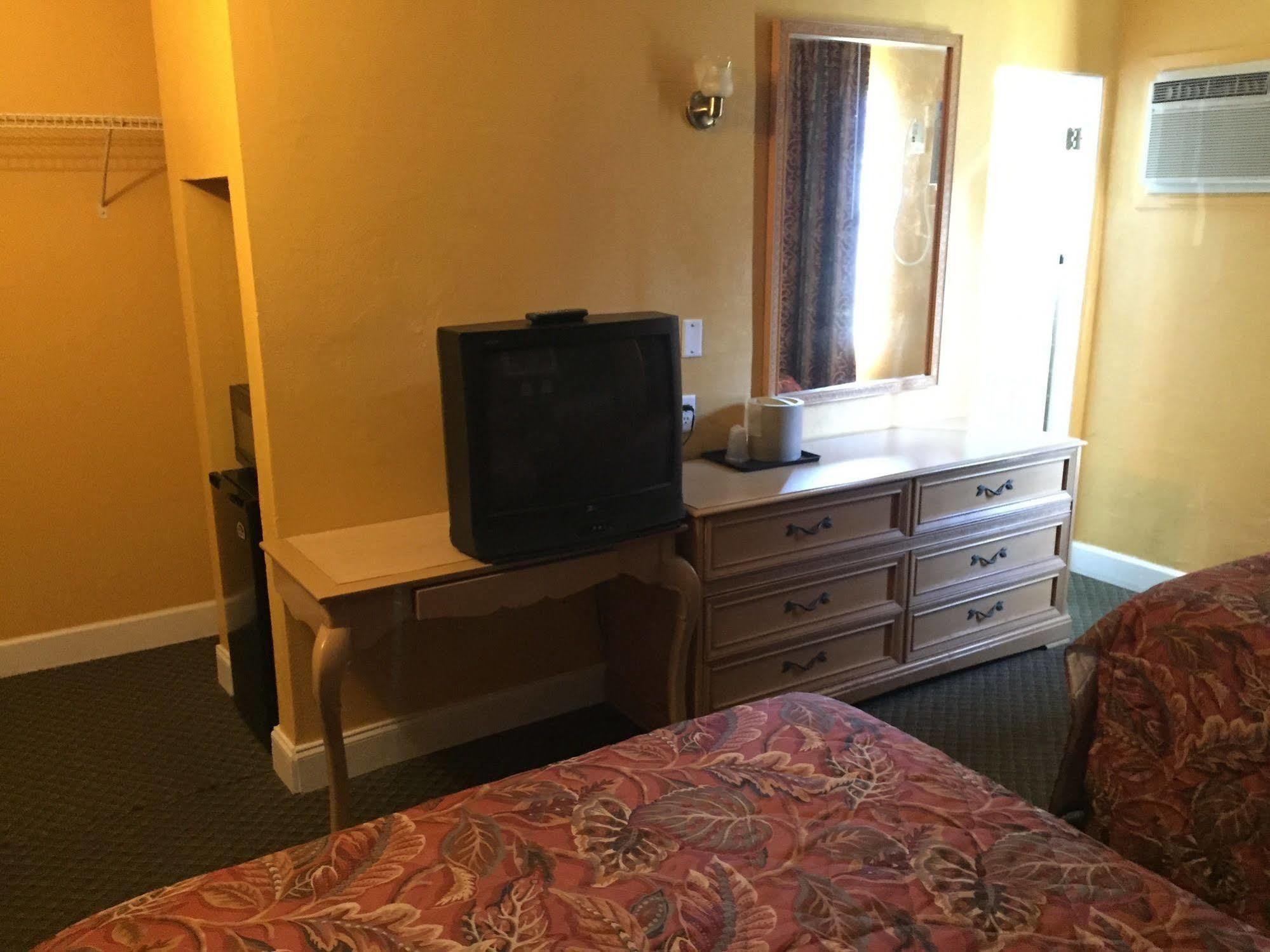 Shangri La Motel Окала Экстерьер фото